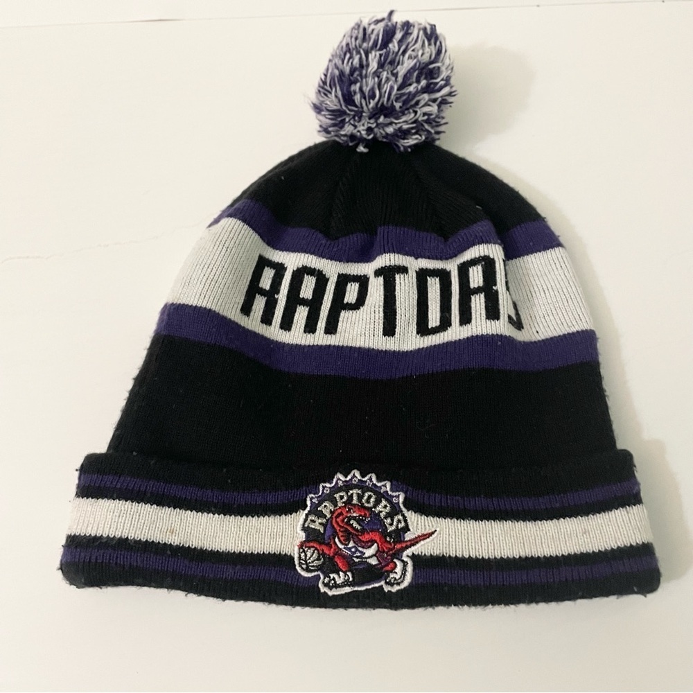 Toronto Raptors New Era Hardwood Classics Pom Pom Beanie Hat